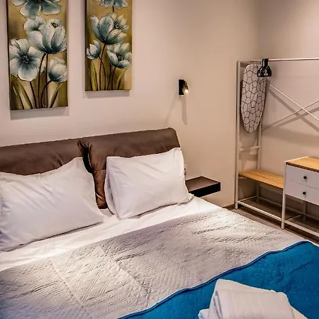 Diamond 32 Apartment Thessaloniki